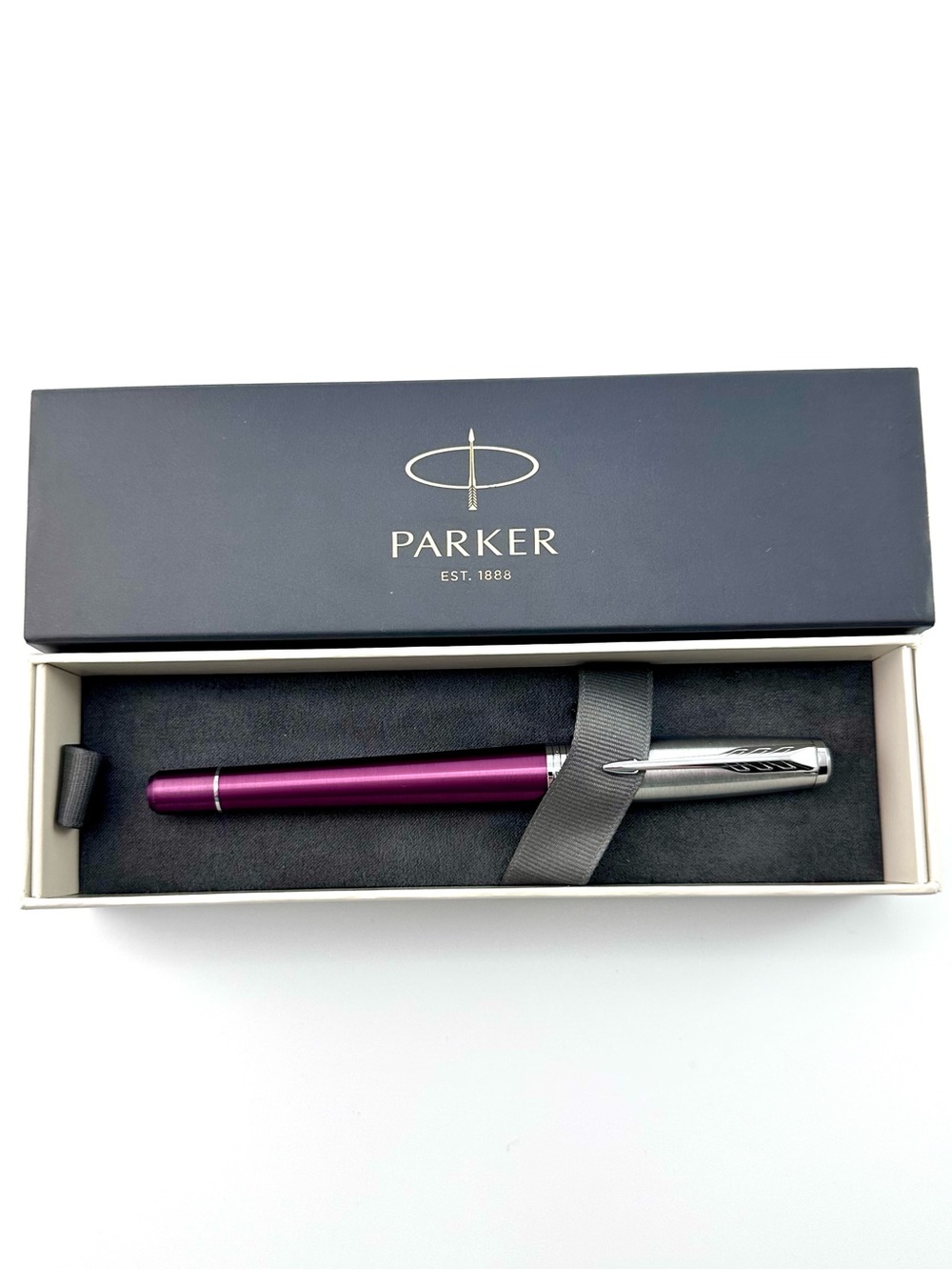 Parker Metallic Purple and Silver Fountain Pen in Branded Box